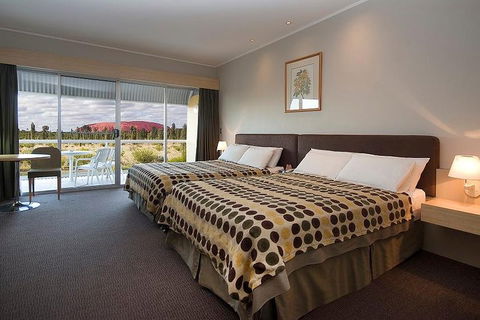 3-Day Uluru-Kata Tjuta And Kings Canyon 4WD Small-Group Eco-Tour From Alice Springs - Hervey Bay Accommodation 0