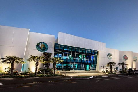 Cairns Aquarium Family Ticket - Hervey Bay Accommodation 2