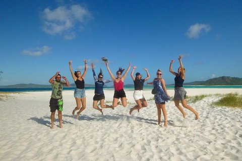 2-Day Whitsundays Sailing Adventure: Summertime - Hervey Bay Accommodation 2