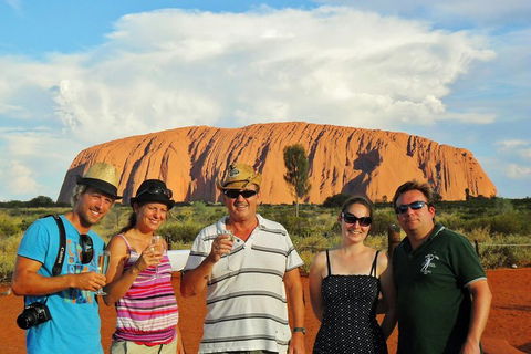 Ayers Rock Day Trip From Alice Springs Including Uluru, Kata Tjuta And Sunset BBQ Dinner - Hervey Bay Accommodation 0