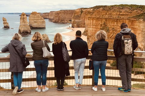 Great Ocean Road Reverse Itinerary PREMIUM Tour - Tourism Hervey Bay 5