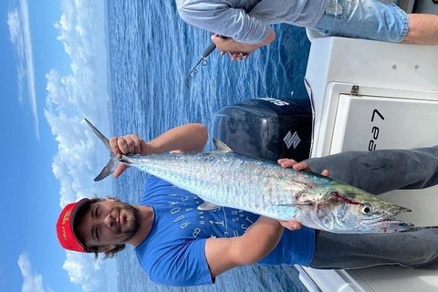 Full Day 9.5 Hour Offshore Fishing Charter - Hervey Bay Accommodation 2