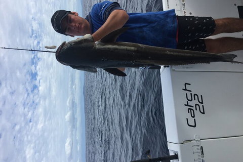 Full Day 9.5 Hour Offshore Fishing Charter - Hervey Bay Accommodation 4