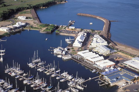 Darwin Hop-on Hop-off Bus Tour - Tourism Hervey Bay 4