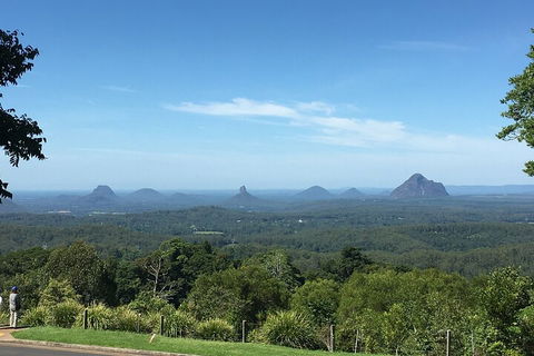 Sunshine Coast Signature High Tea And Wine Experience (Min 6 Adults) - Tourism Hervey Bay 1