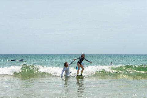 Private Beginners Surf Lessons, Noosa World Surf Reserve - Hervey Bay Accommodation 0