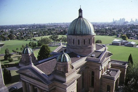 Melbourne City Tour: Lifestyle Of The Rich And Famous - Tourism Hervey Bay 4