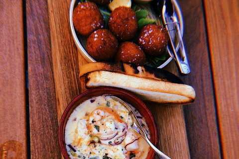 Personalised, All-inclusive Day Tours Of The Hunter Valleys Finest Venues - Hervey Bay Accommodation 4