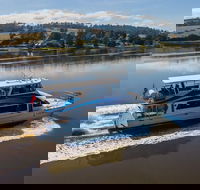 2.5 Hour Morning Discovery Cruise including sailing into the Cataract Gorge - Hervey Bay Accommodation